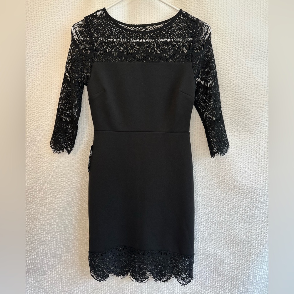Express Black Lace Sheath Dress 3/4 Sleeve Scalloped Hem Women’s Size 0 NWT